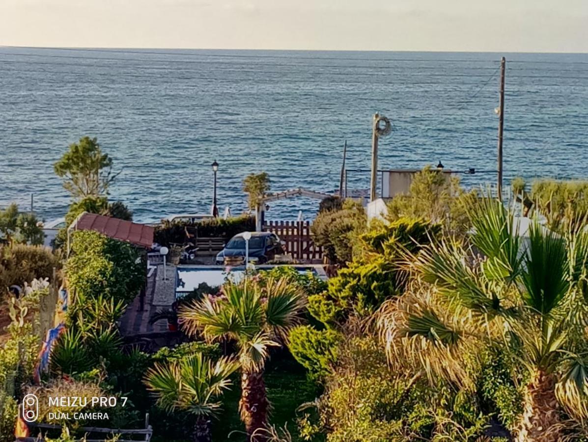Georgia Seaside Villa Hersonissos  Exteriör bild